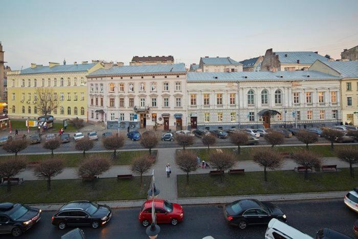 Exclusive Apartment On Shevchenko Avenue 10 Lviv Kültér fotó